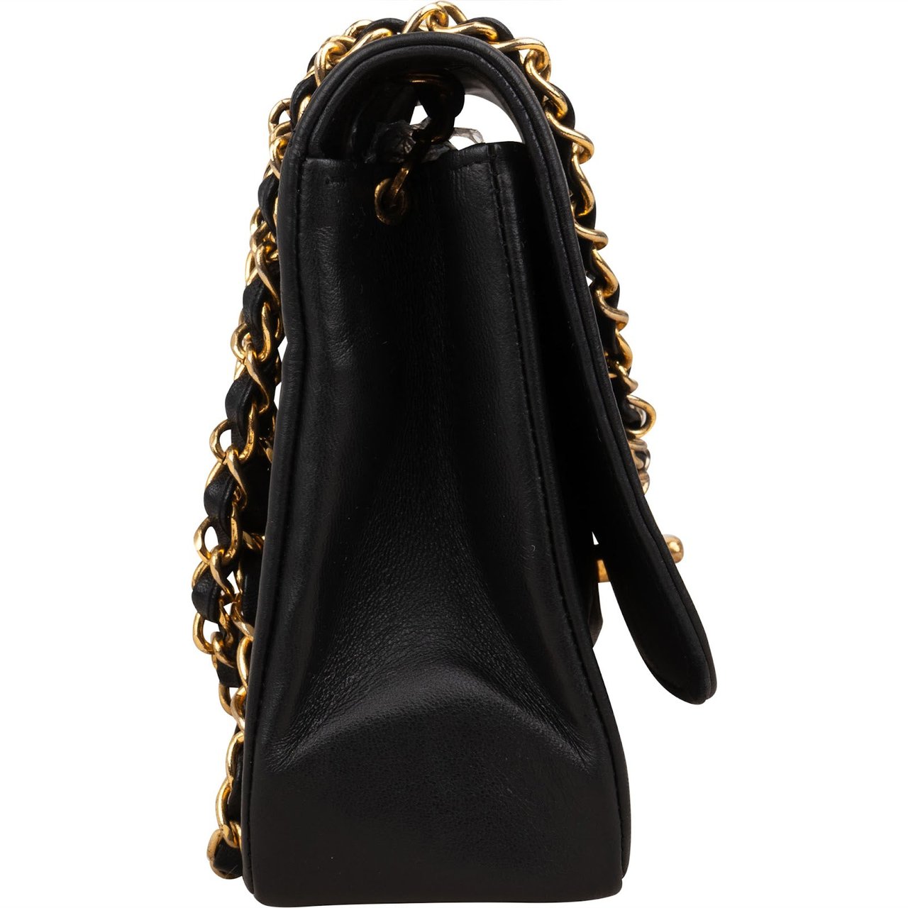 Chanel Quilted Lambskin 24K Gold Single Flap Crossbody Bag Zwart