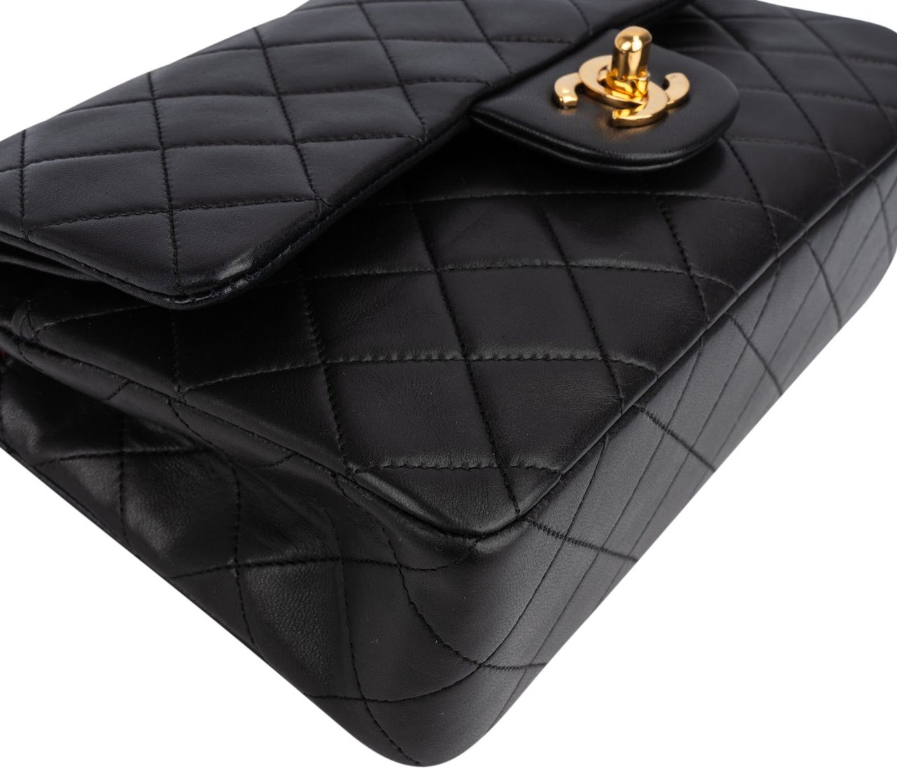 Chanel Quilted Lambskin 24K Gold Small Double Flap Shoulder Bag Zwart