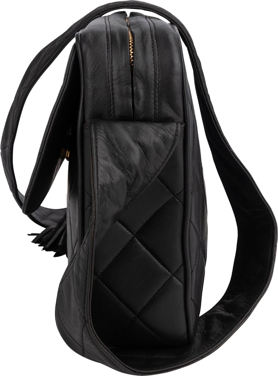 Chanel Quilted Lambskin Tassel Camera Crossbody Bag Zwart