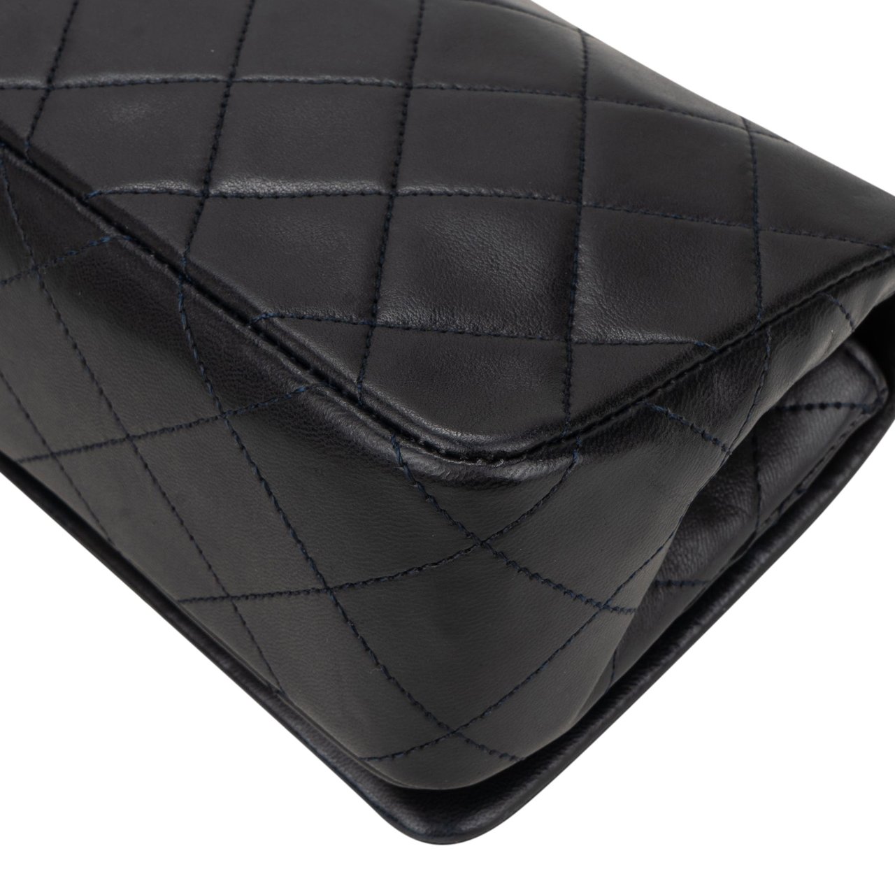 Chanel Chanel Quilted Lambskin 24K Gold Single Flap Crossbody Bag Divers