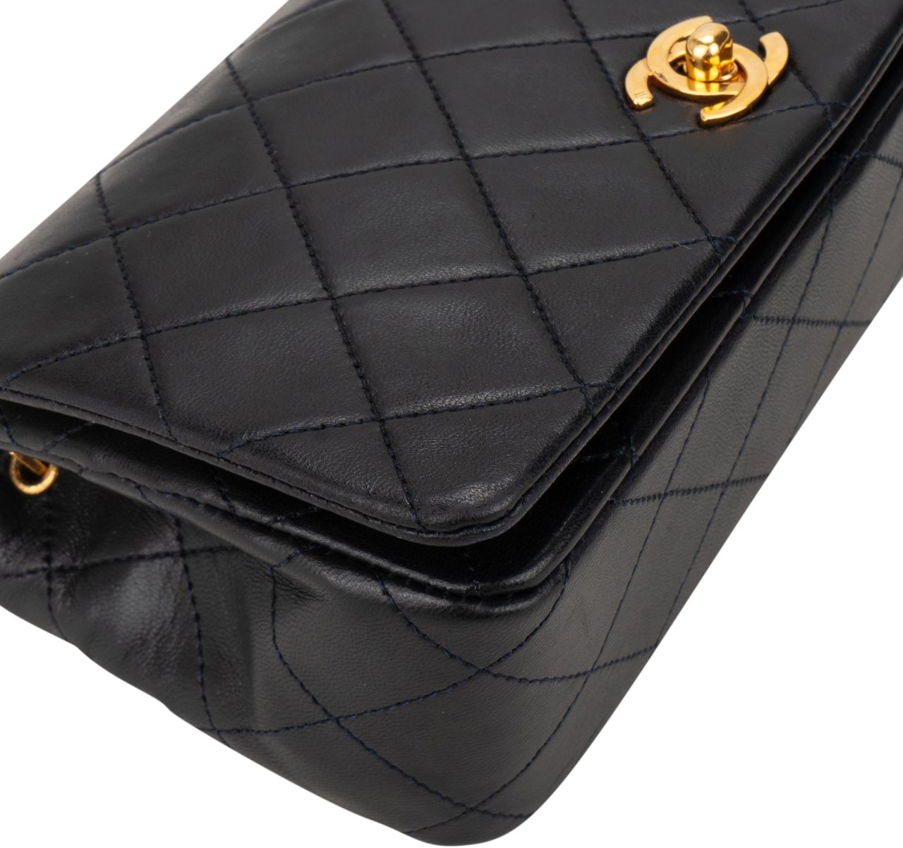 Chanel Chanel Quilted Lambskin 24K Gold Single Flap Crossbody Bag Divers