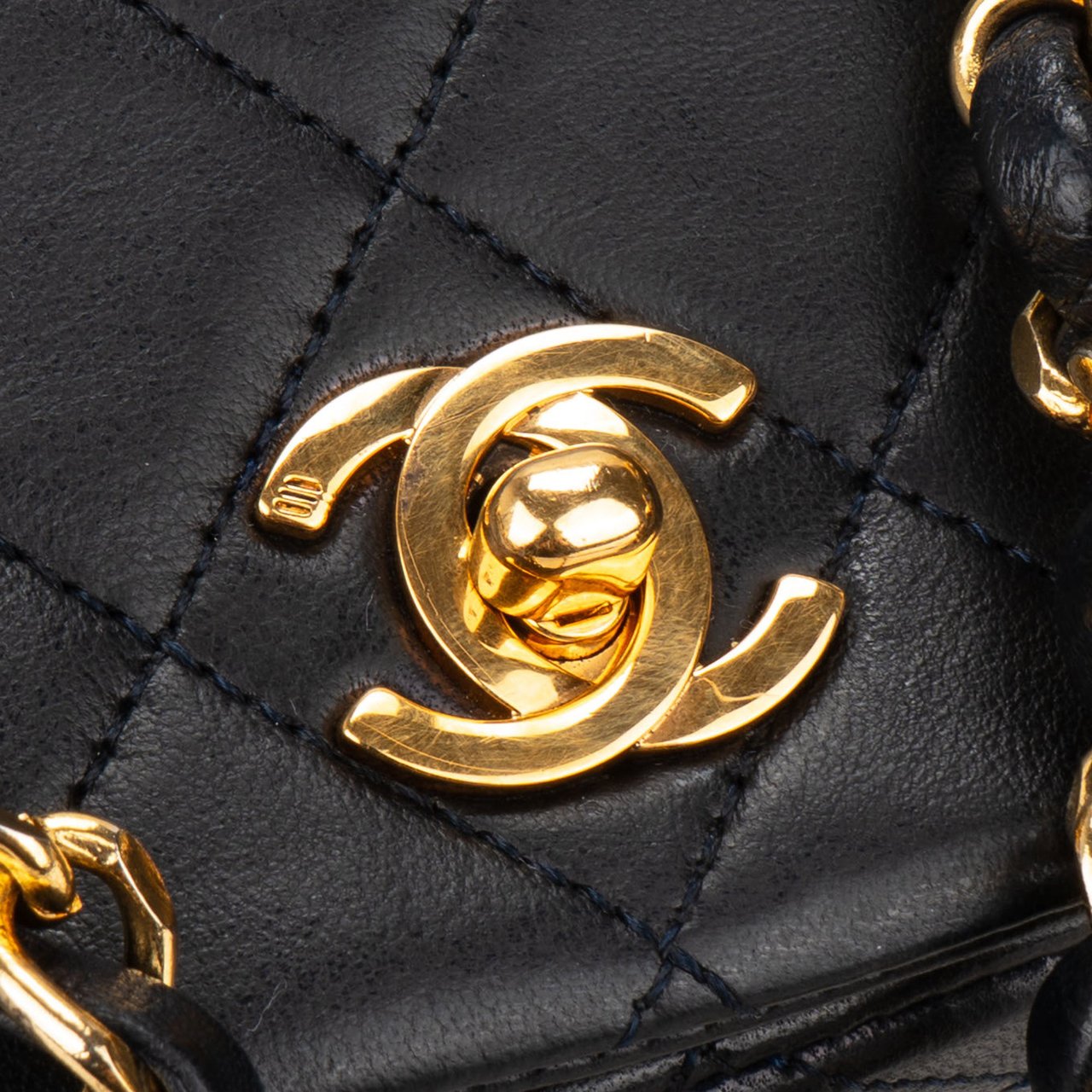 Chanel Chanel Quilted Lambskin 24K Gold Single Flap Crossbody Bag Divers