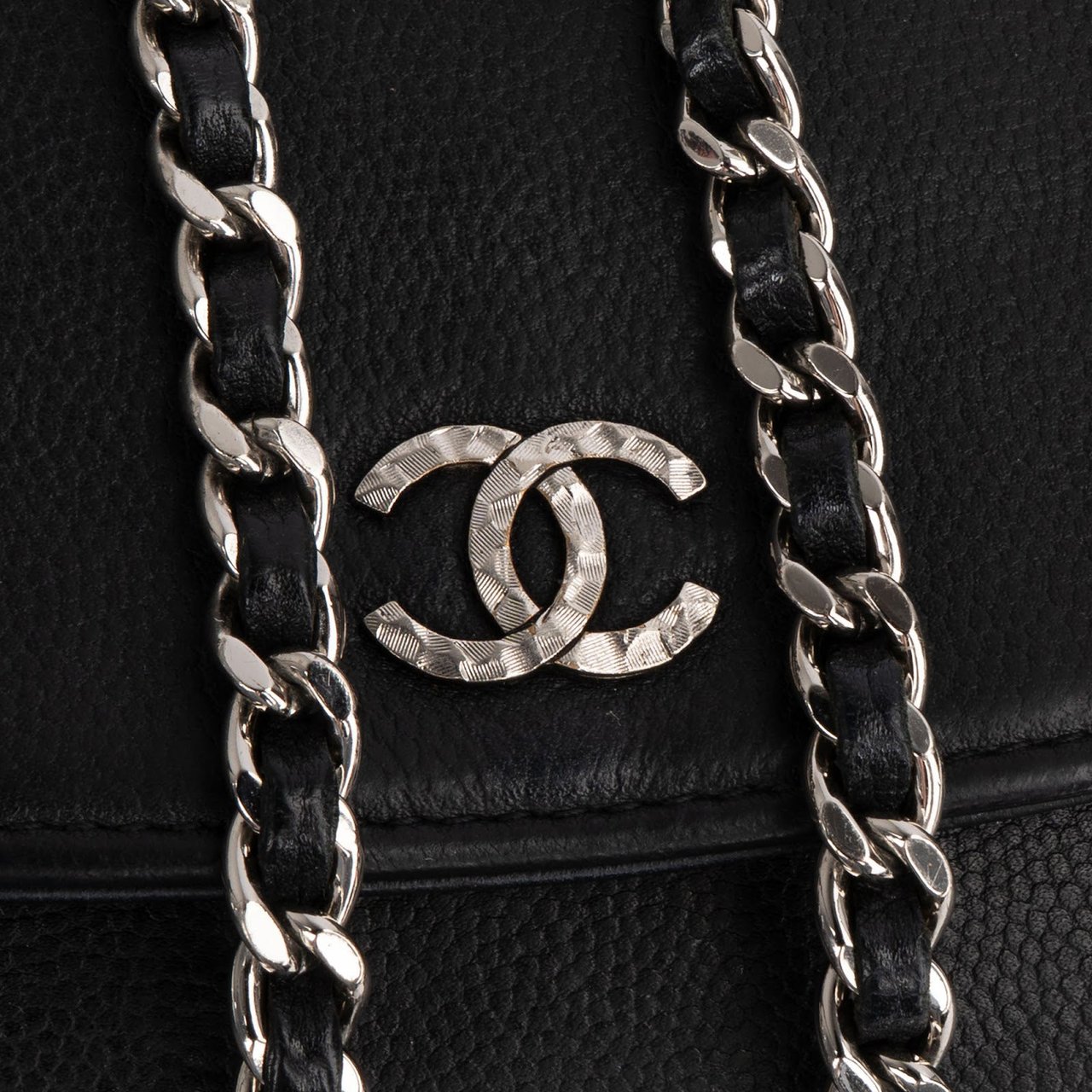 Chanel Caviar Leather CC Wallet on Chain Crossbody Bag Zwart