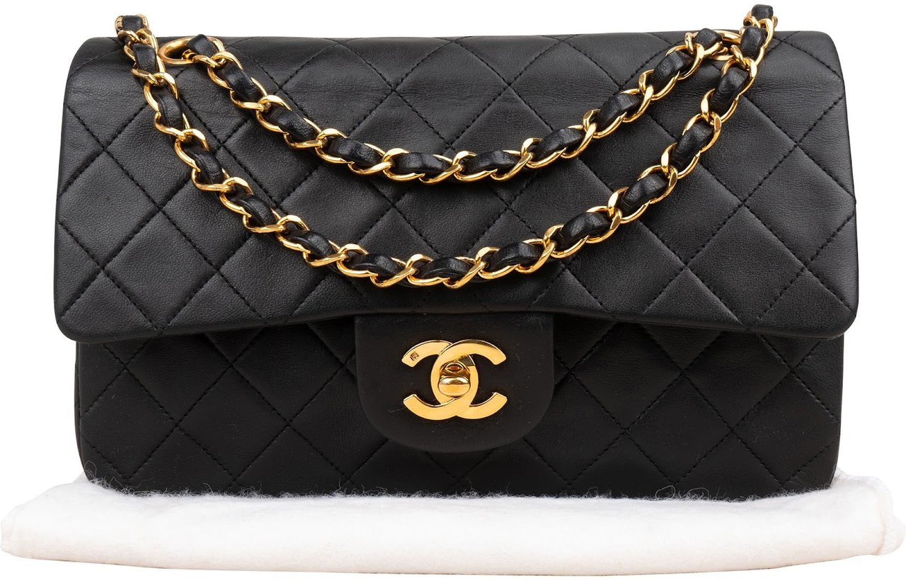 Chanel Chanel Quilted Lambskin Small 24K Gold Double Flap Shoulder Bag Zwart