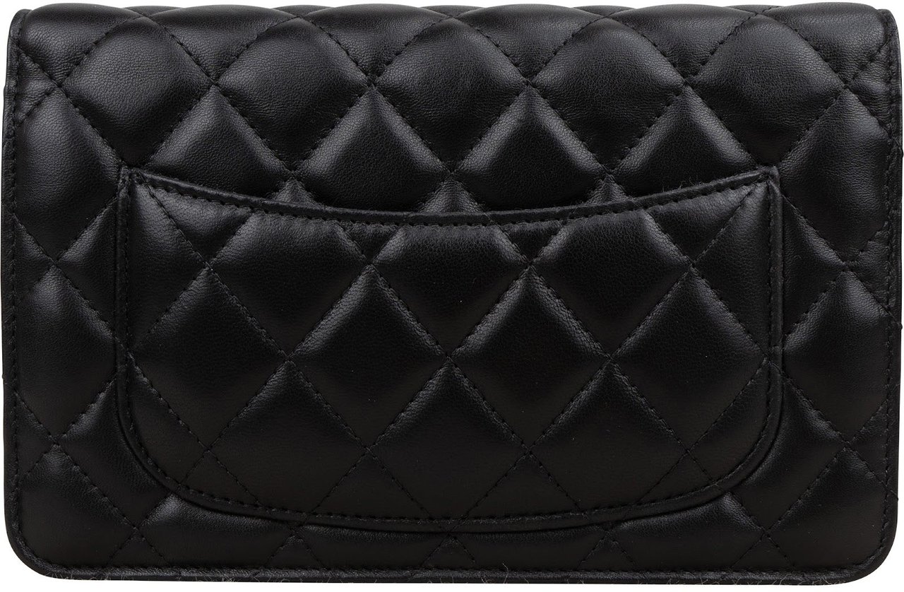 Chanel Quilted Lambskin Wallet on Chain Crossbody Bag Zwart