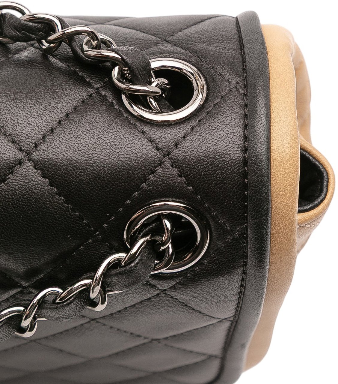 Chanel Jumbo Classic Bicolor Lambskin Twist Flap Zwart