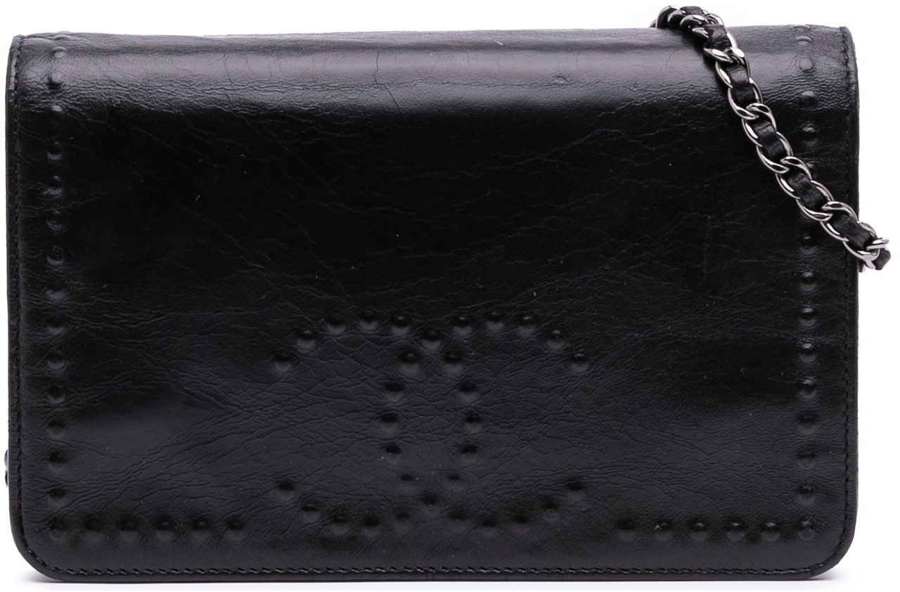 Chanel CC Embossed Lambskin Wallet on Chain Zwart