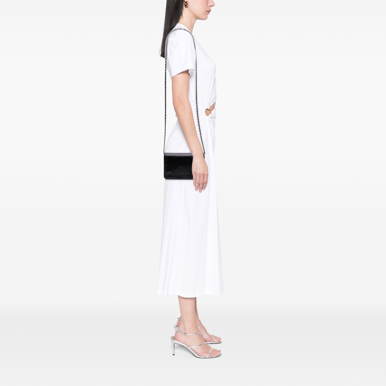 Chanel CC Embossed Lambskin Wallet on Chain Zwart