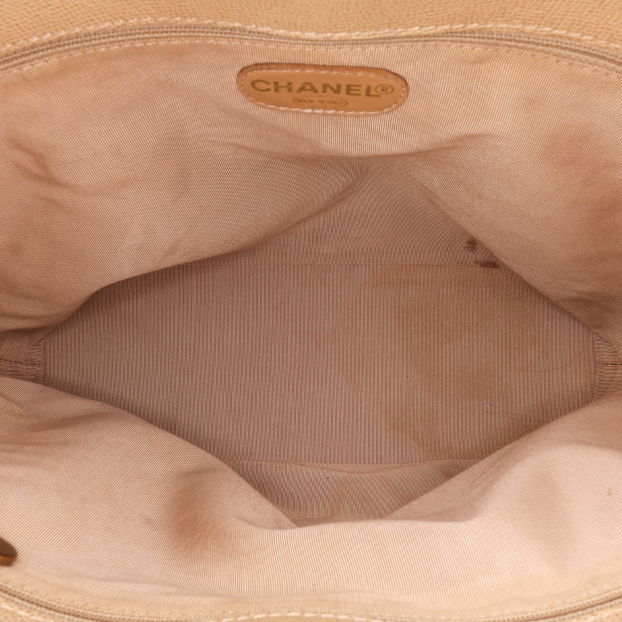 Chanel Grained Calfskin Tortoise Top Handle Tote Bruin
