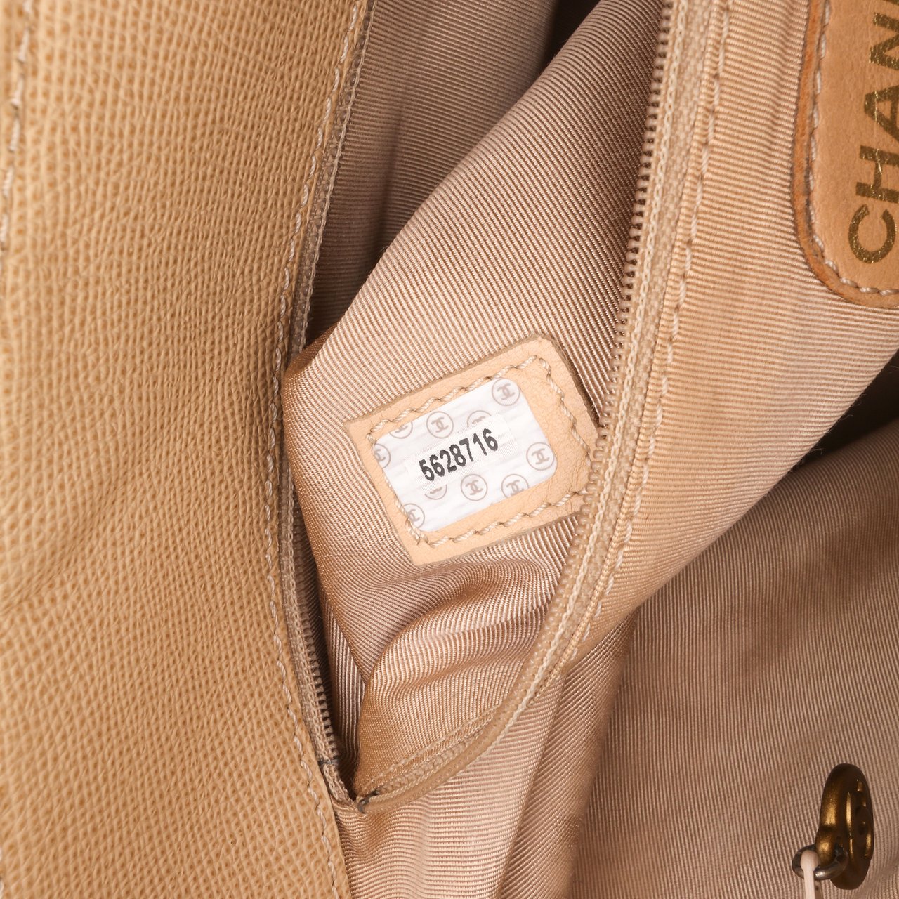 Chanel Grained Calfskin Tortoise Top Handle Tote Bruin