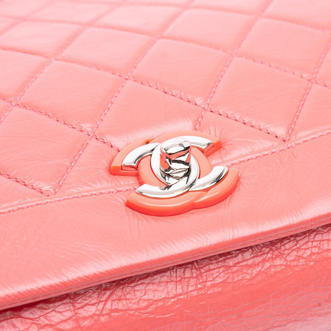Chanel Crumpled Calfskin Bi Quilted Vintage Full Flap Roze