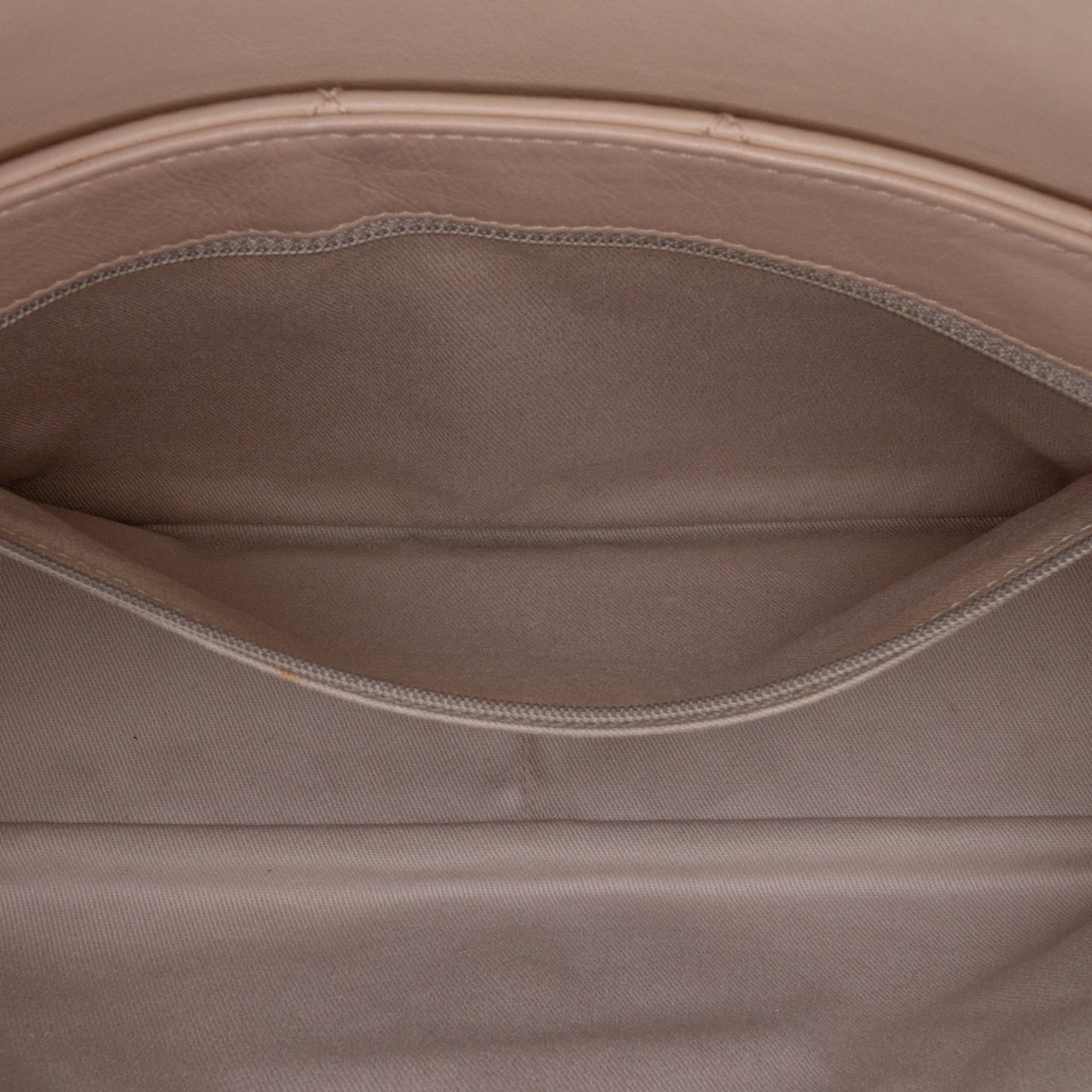 Chanel Large Quilted Lambskin Country Chic Flap Bruin