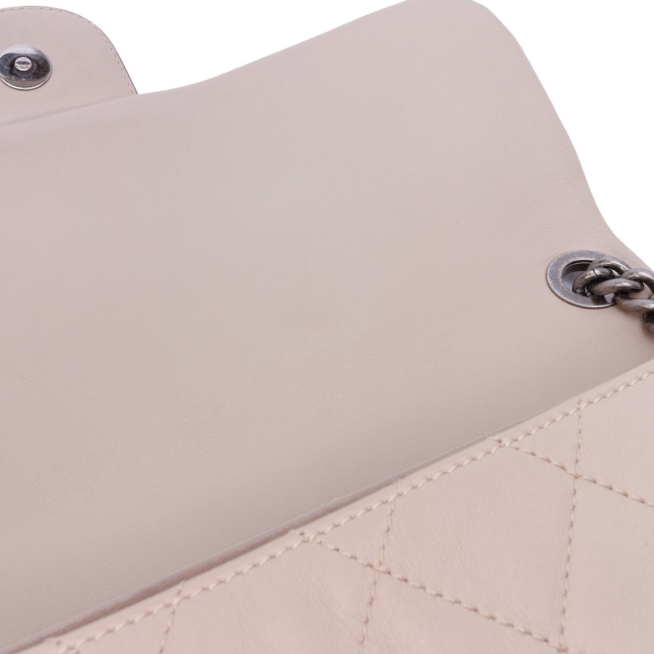 Chanel Large Quilted Lambskin Country Chic Flap Bruin