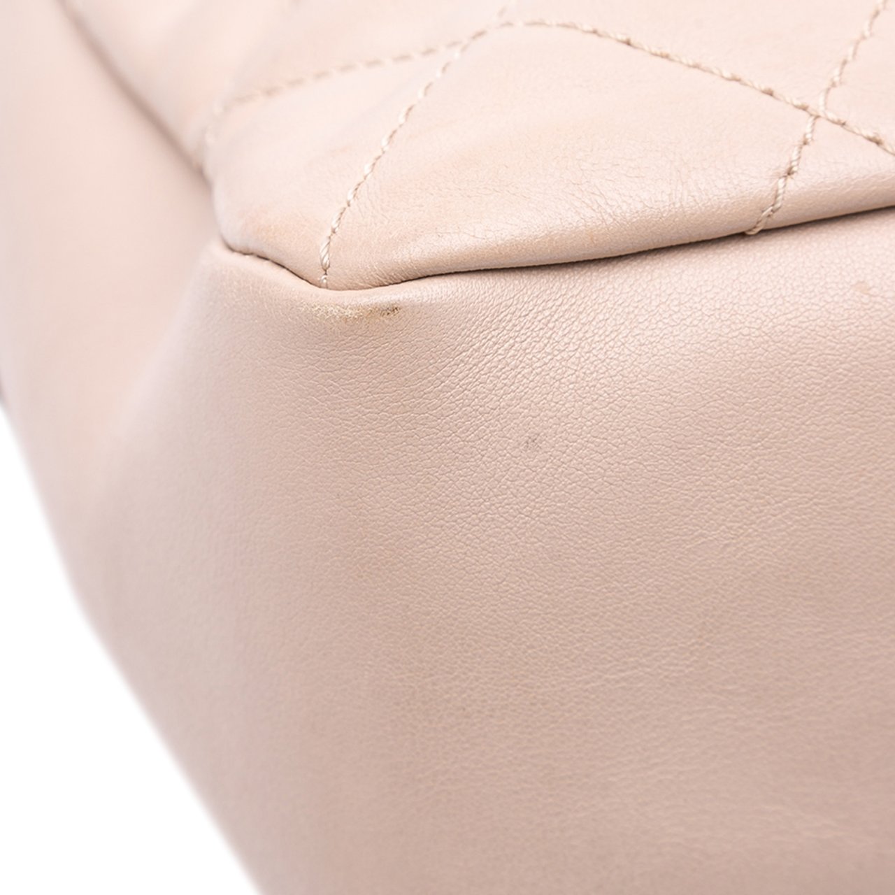 Chanel Large Quilted Lambskin Country Chic Flap Bruin