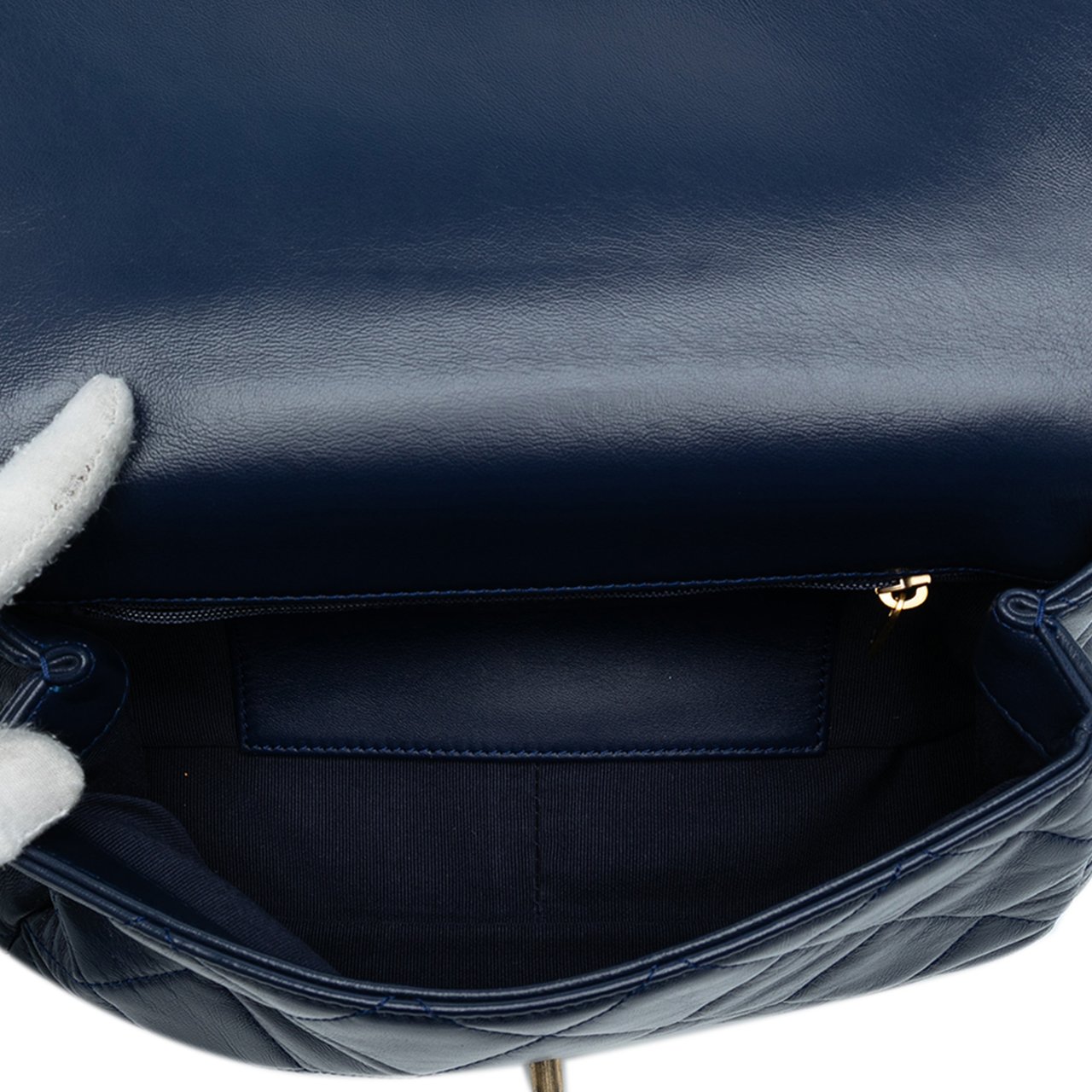 Chanel CC Quilted Lambskin Coin Chain Flap Blauw