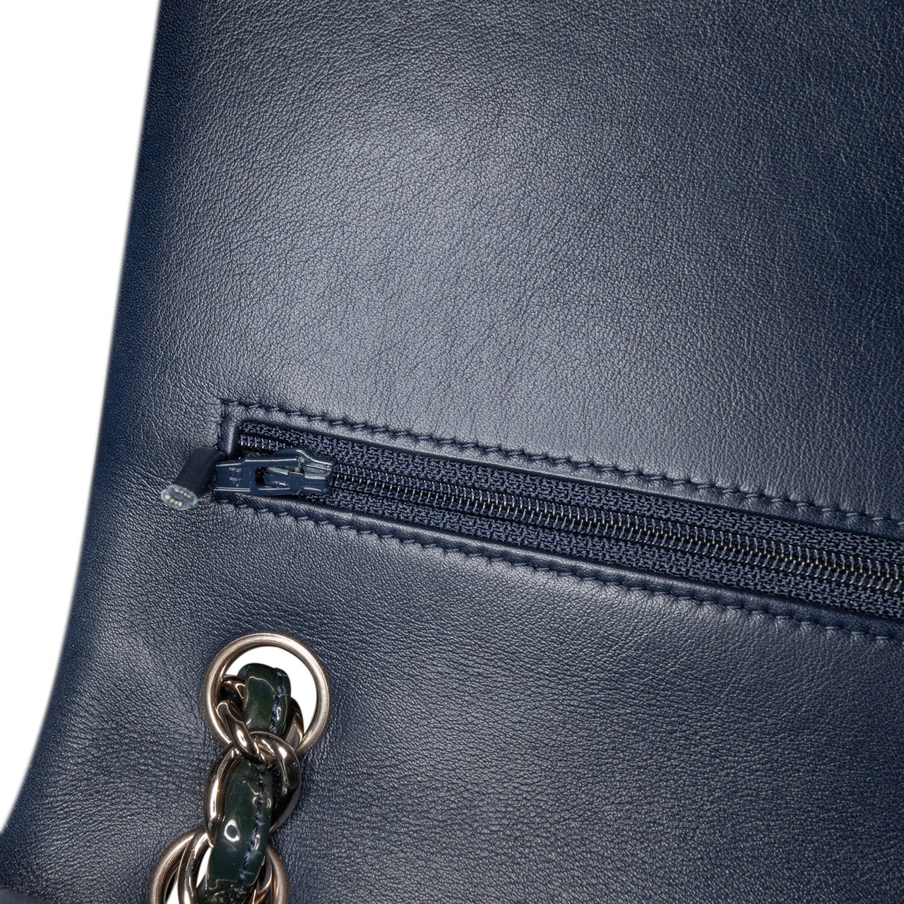 Chanel Jumbo Classic Patent Double Flap Blauw