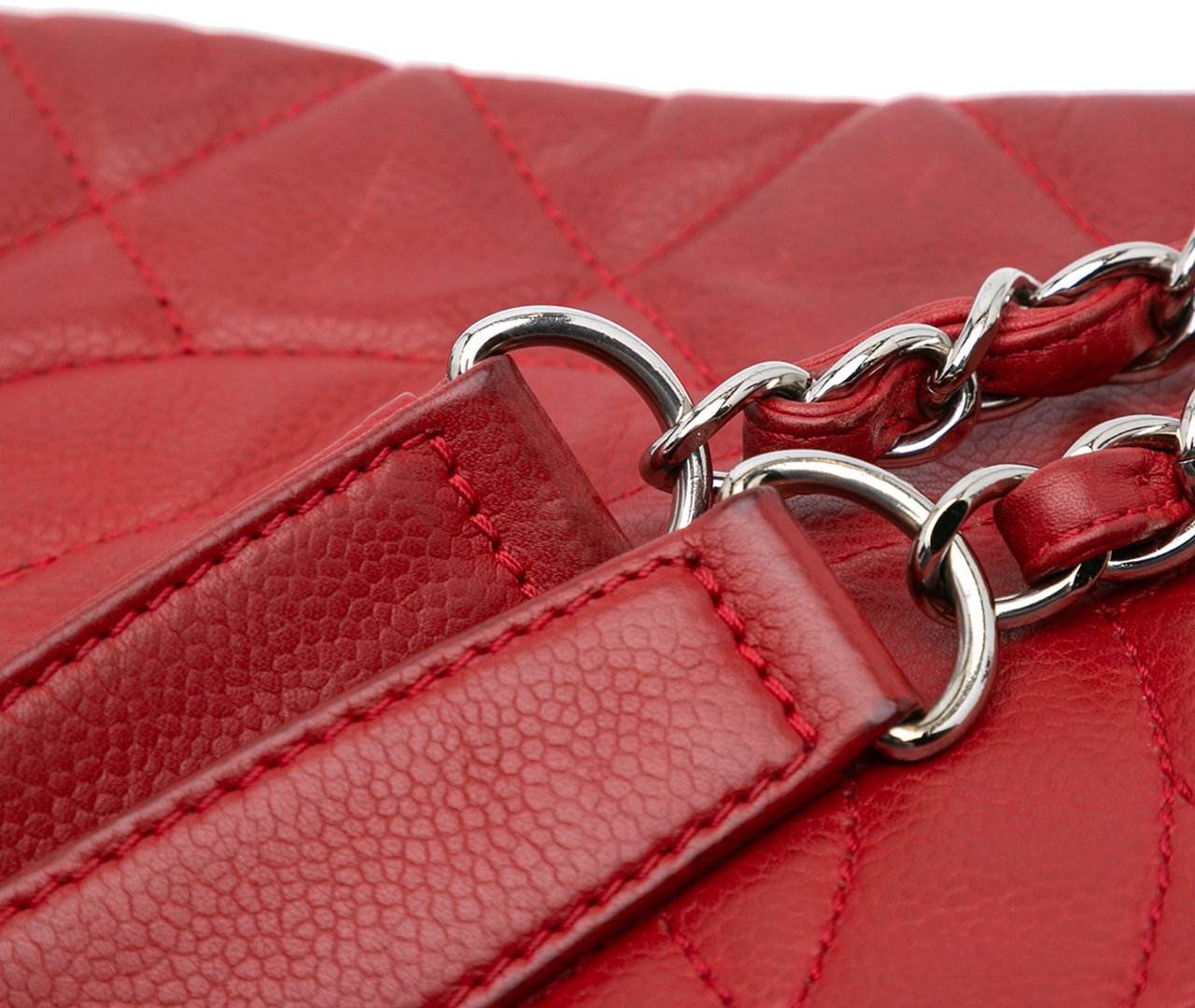 Chanel Quilted Caviar Expandable Zip Tote Rood