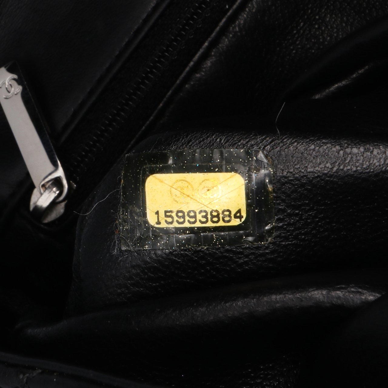 Chanel Reissue 2.55 Metallic Lambskin Roll Clutch Zwart