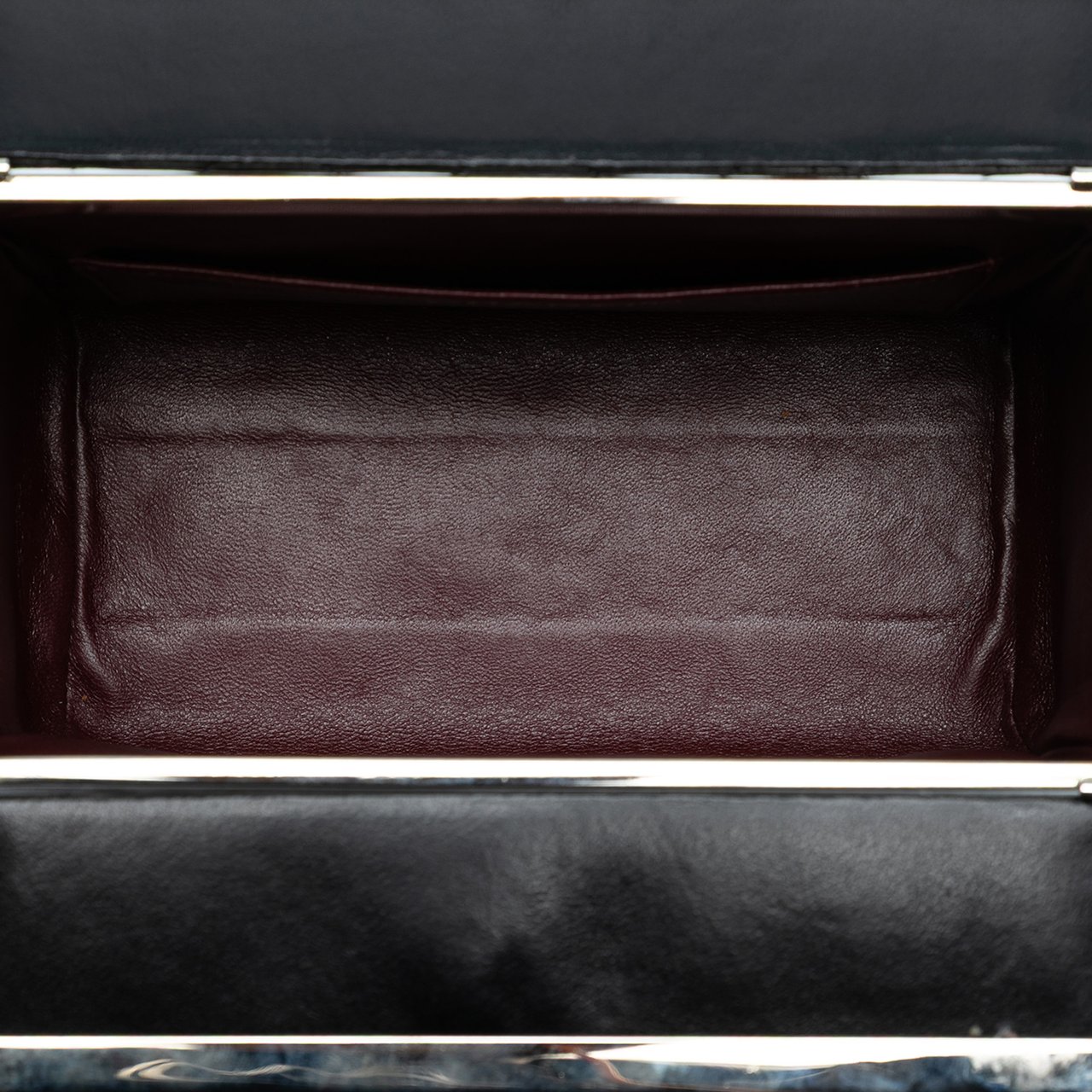 Chanel Quilted Lambskin Leather Box Bag Zwart