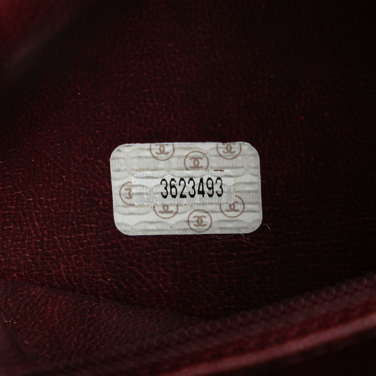 Chanel CC Caviar Pouch Rood