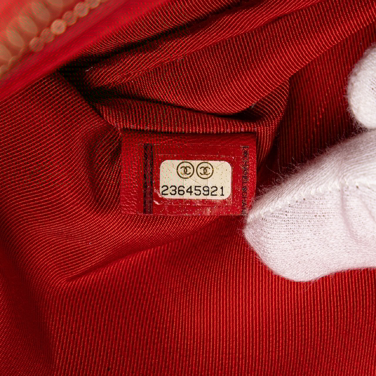 Chanel Large Quilted Lambskin O Case Clutch Rood