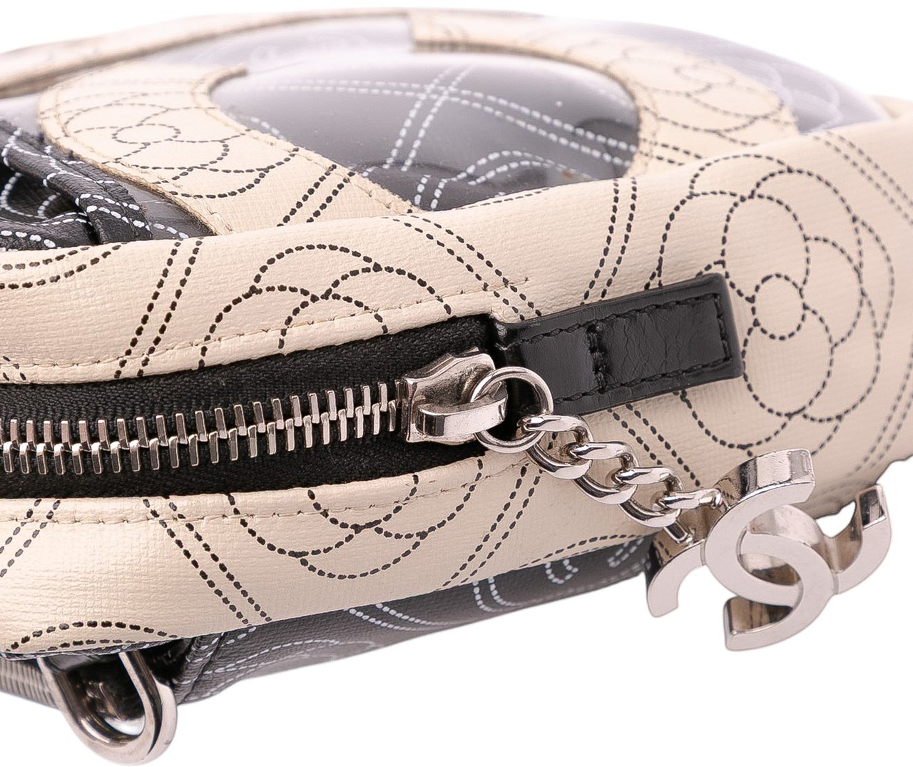 Chanel Coated Canvas Camellia Logo Camera Bag Zwart