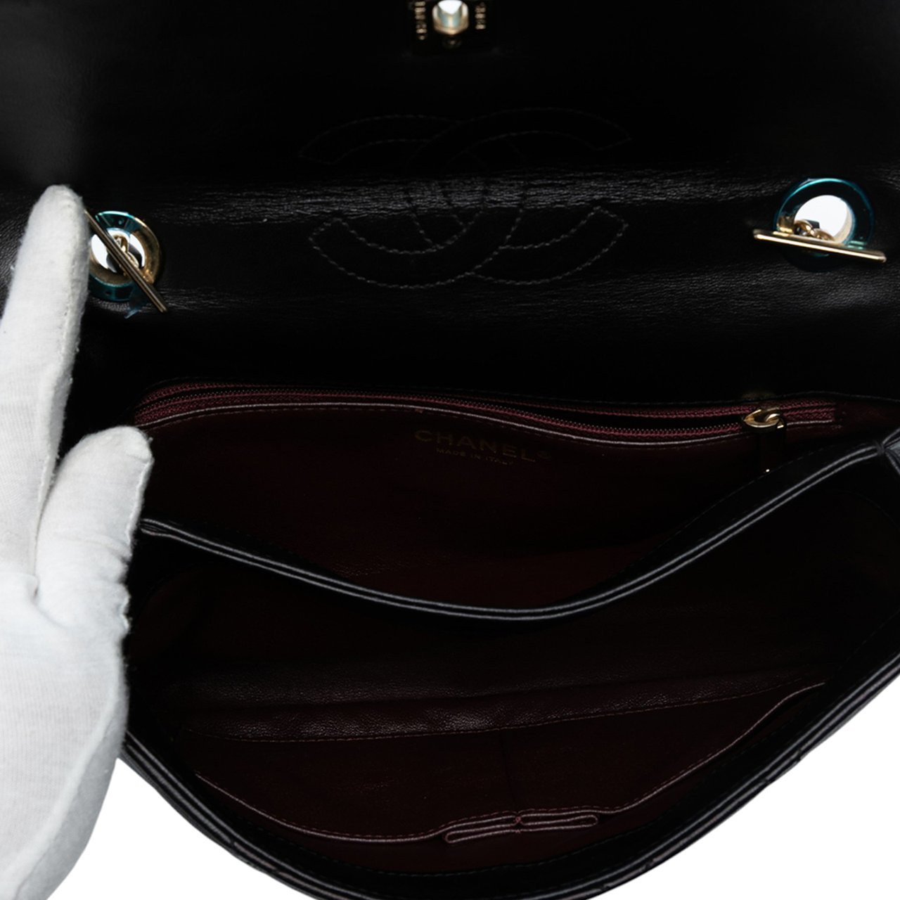 Chanel Medium Quilted Lambskin Trendy CC Flap Zwart