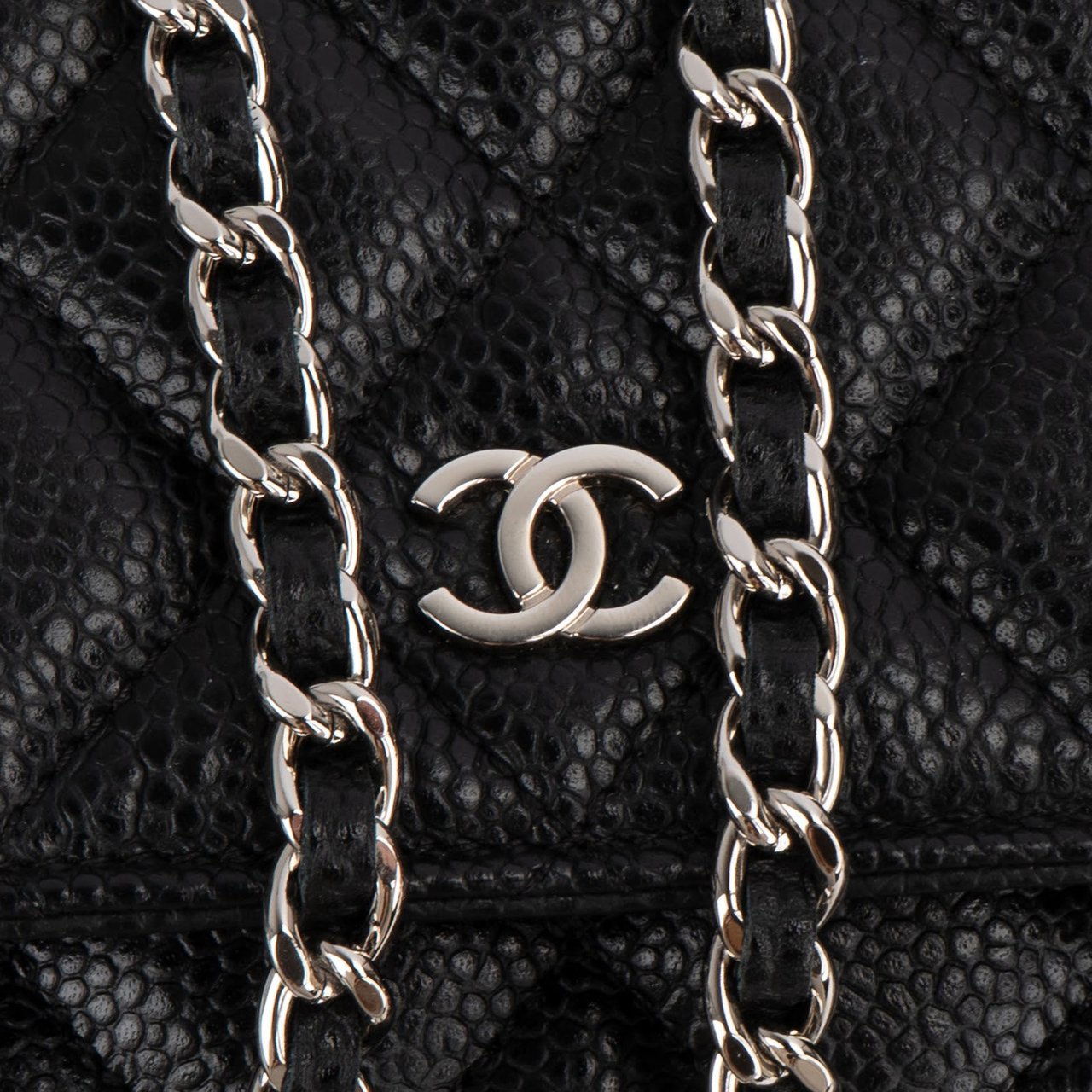 Chanel Chanel Quilted Caviar Leather Wallet on Chain Crossbody Bag Zwart