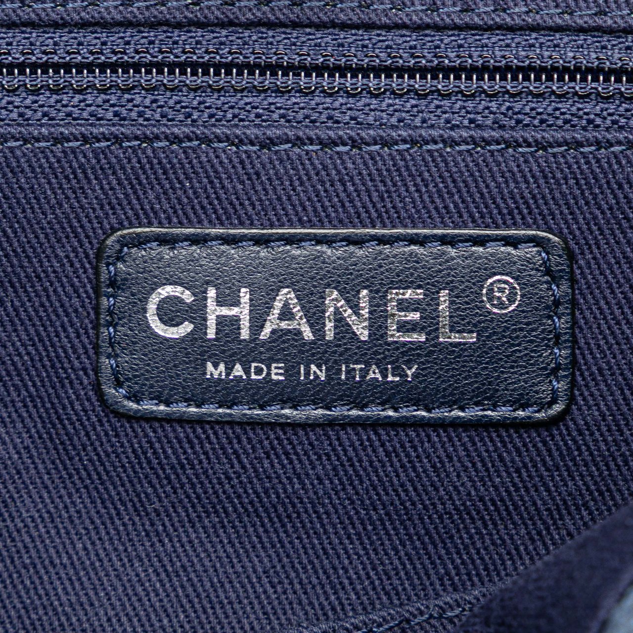 Chanel Mini Canvas Deauville Tote Blauw