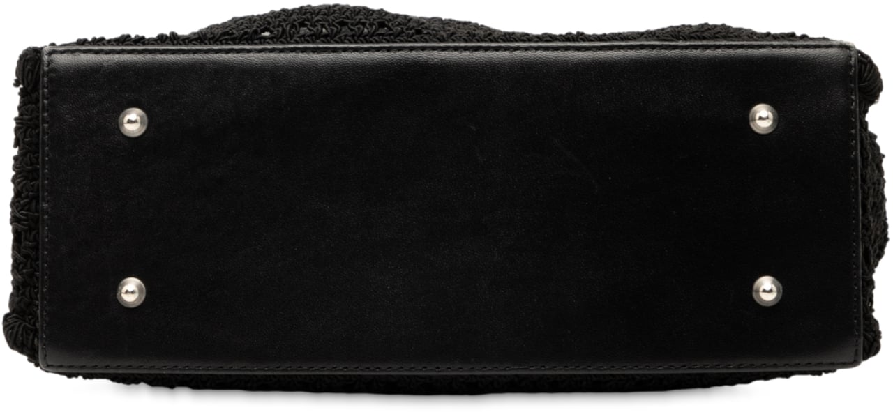 Chanel CC Crochet Raffia Chain Tote Zwart