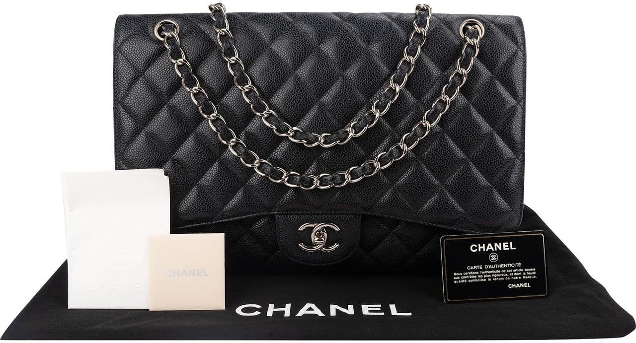 Chanel Quilted Caviar Leather Palladium Maxi Single Flap Crossbody Bag Zwart