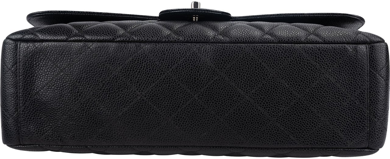 Chanel Quilted Caviar Leather Palladium Maxi Single Flap Crossbody Bag Zwart