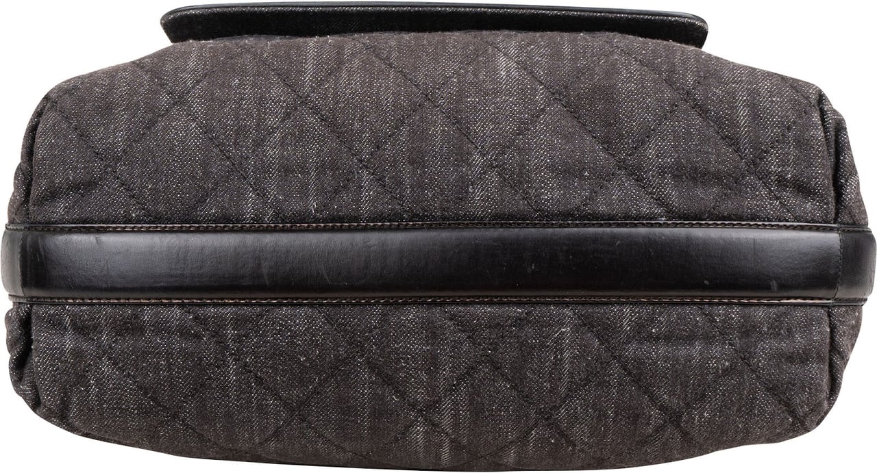 Chanel Chanel Stitching Denim CC Shoulder Handbag Zwart