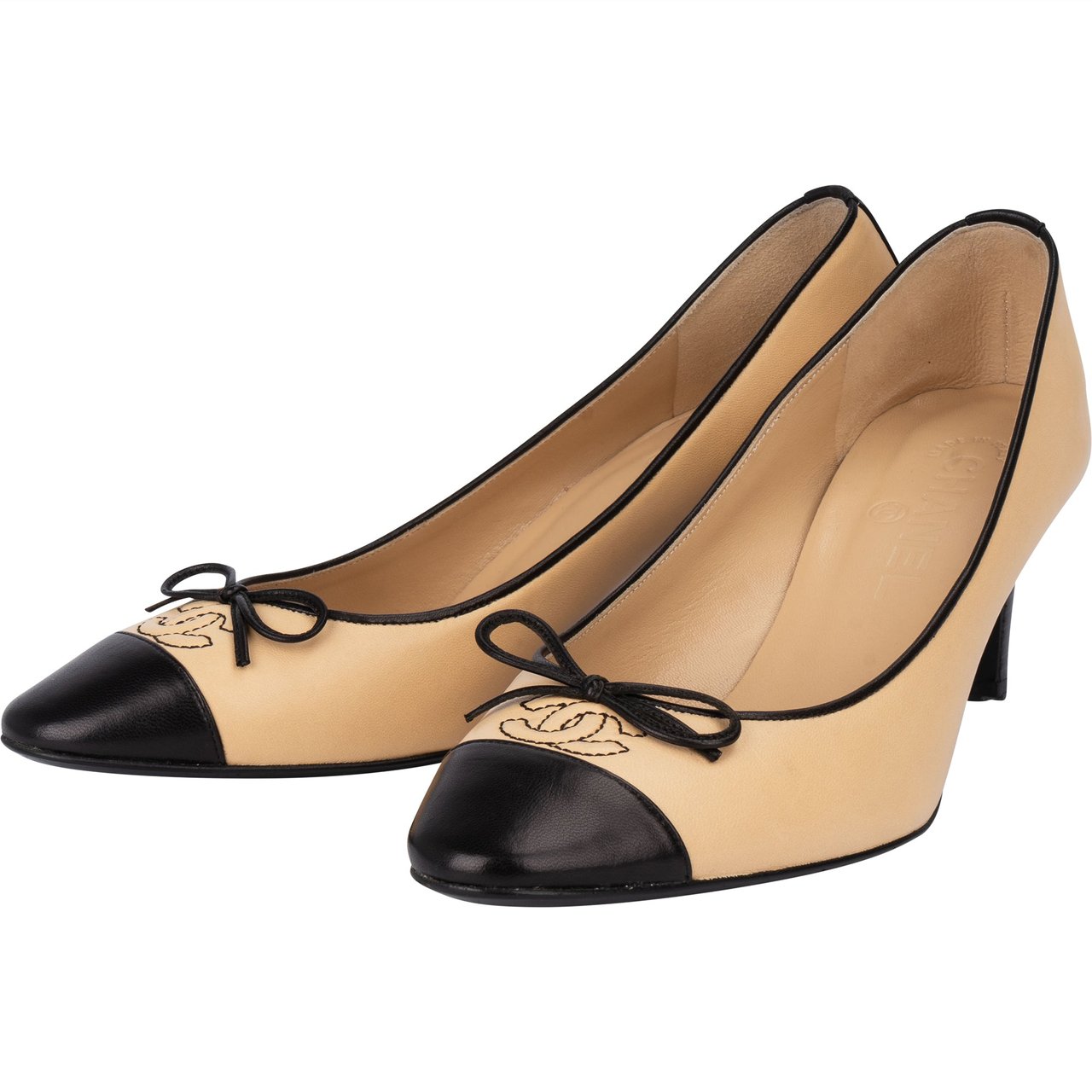 Chanel Chanel Lambskin Two Tone Pumps (37,5) Divers