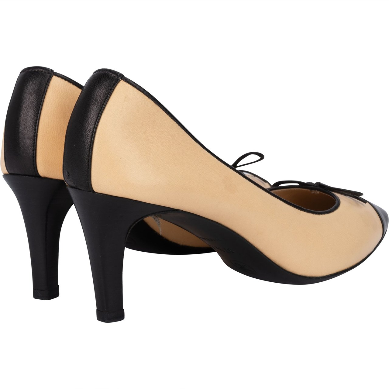 Chanel Chanel Lambskin Two Tone Pumps (37,5) Divers