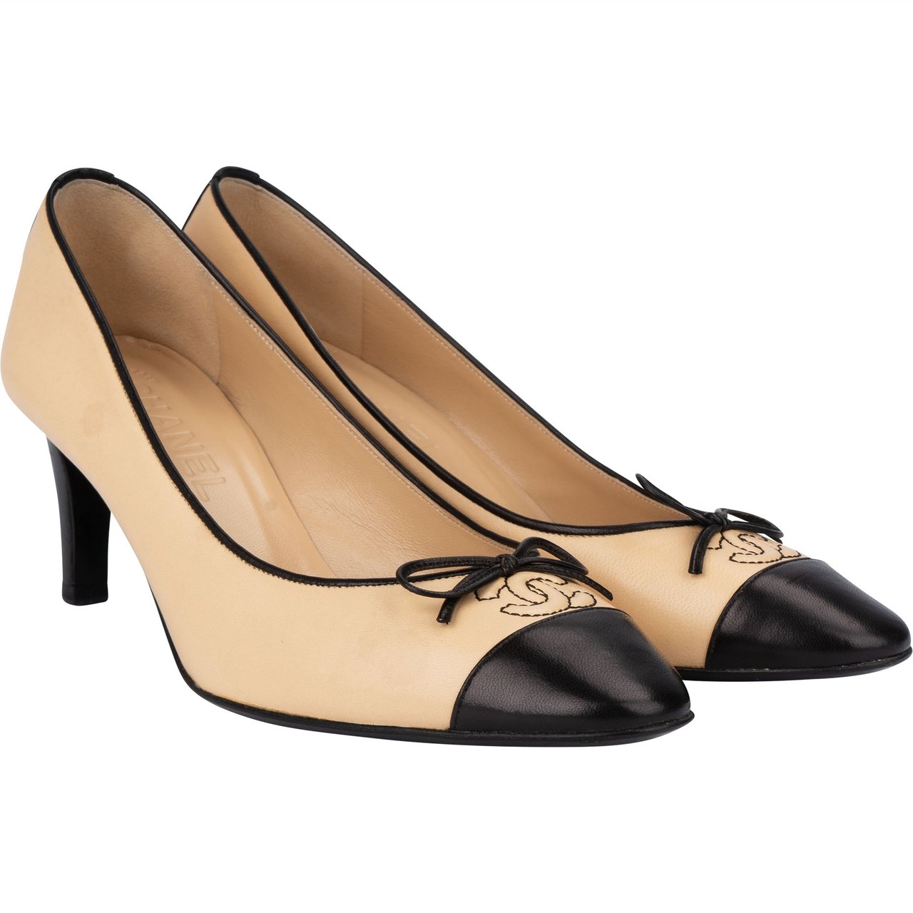 Chanel Chanel Lambskin Two Tone Pumps (37,5) Divers
