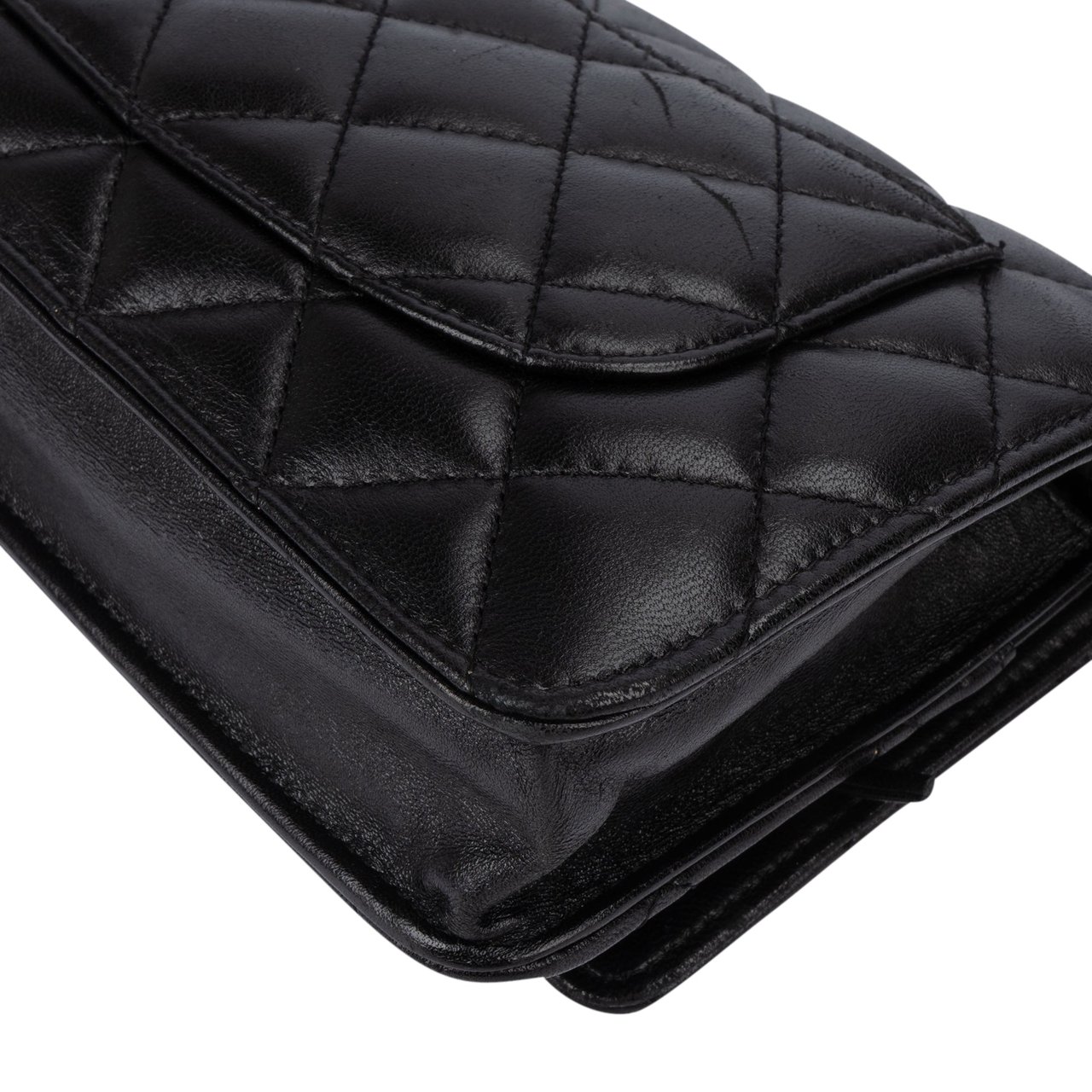 Chanel Chanel Quilted Lambskin Wallet On Chain Crossbody Bag Zwart
