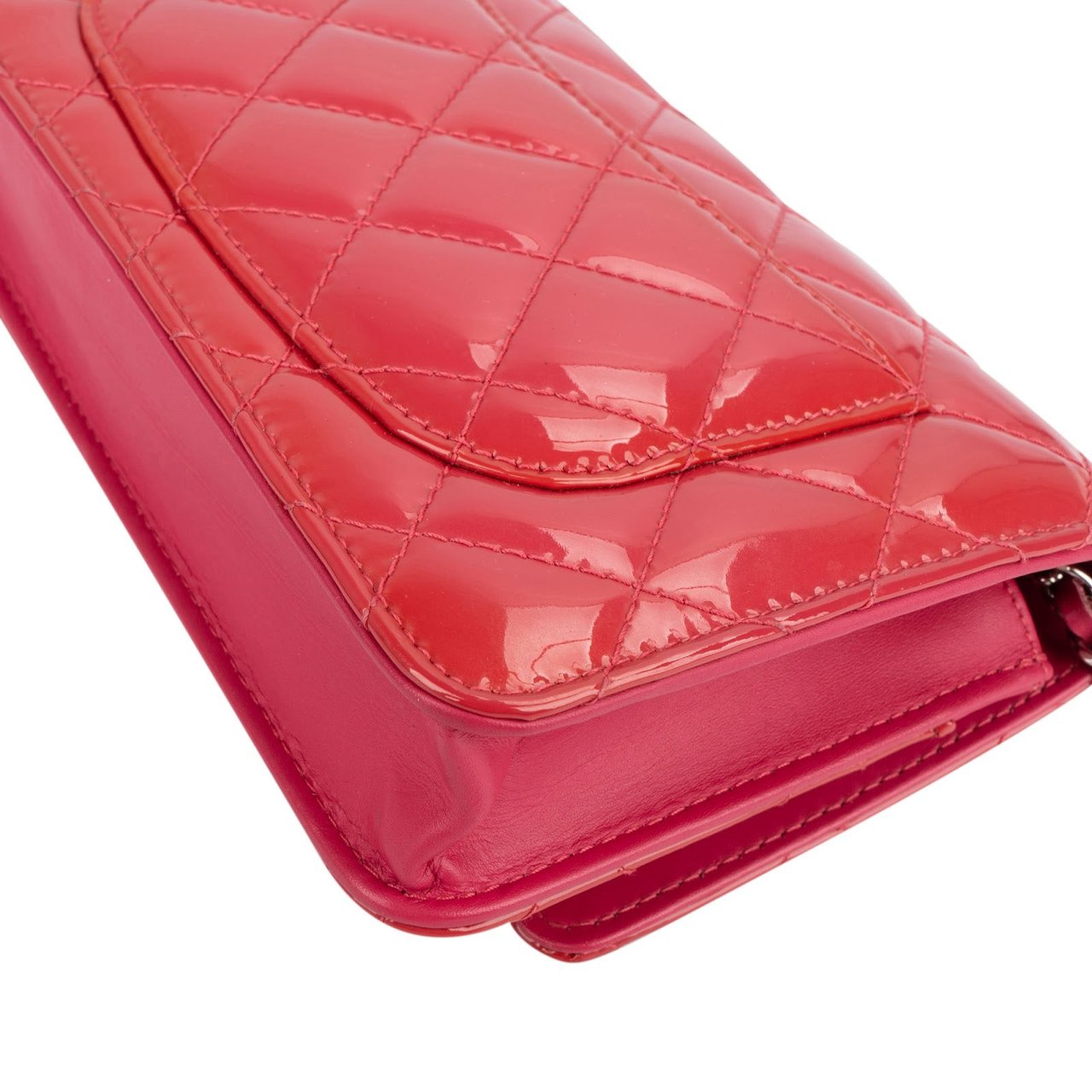 Chanel Quilted Patent Leather Wallet On Chain Crossbody Bag Rood