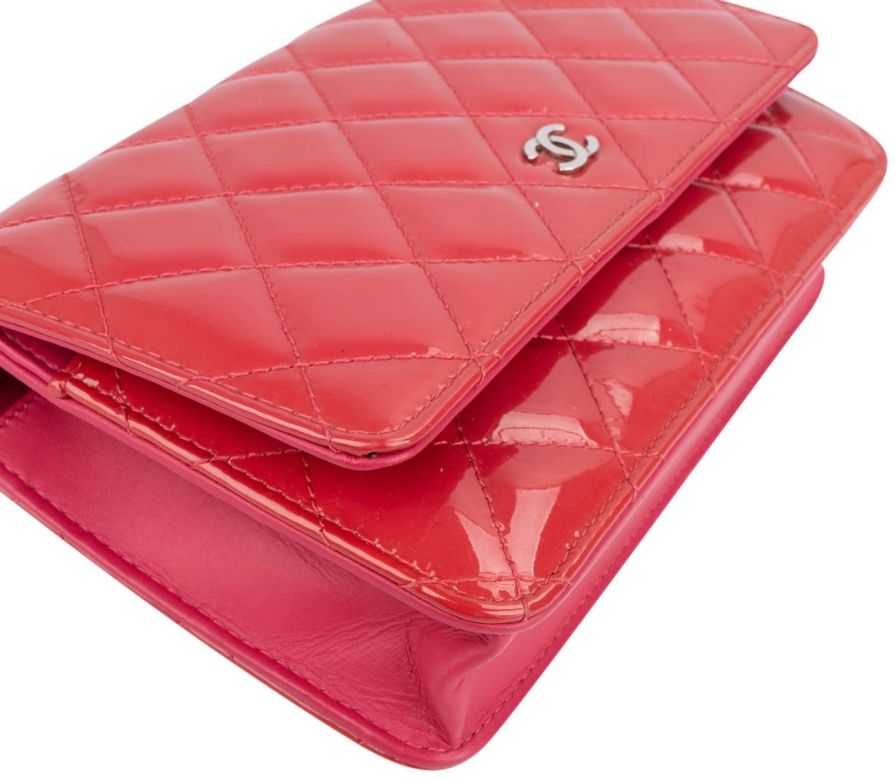 Chanel Quilted Patent Leather Wallet On Chain Crossbody Bag Rood