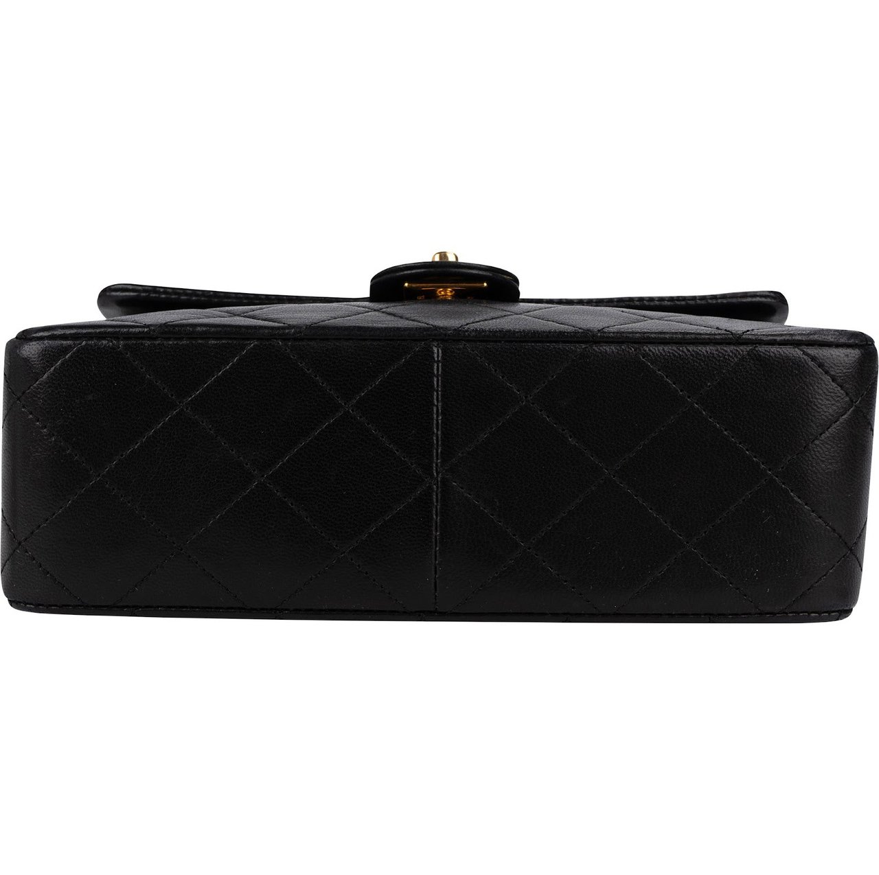 Chanel Quilted Lambskin Rectangular 24K Gold Single Flap Crossbody Bag Zwart