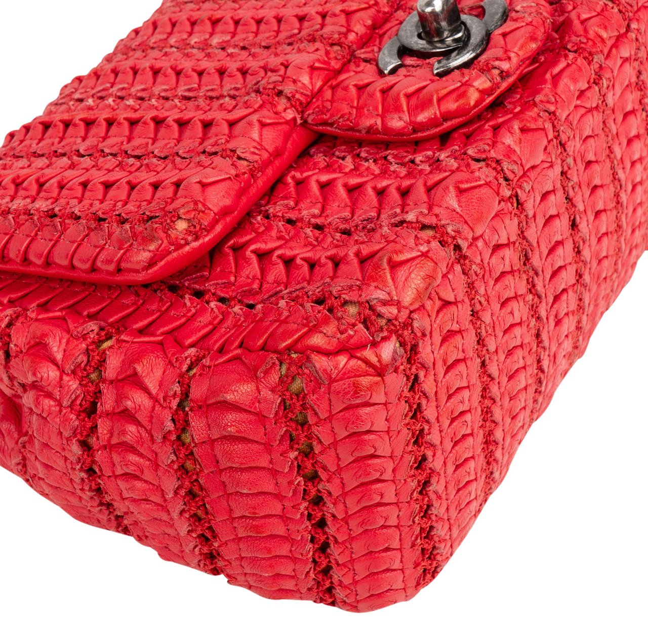 Chanel Red Seoul Crochet Antique Mini Single Flap Crossbody Bag Rood