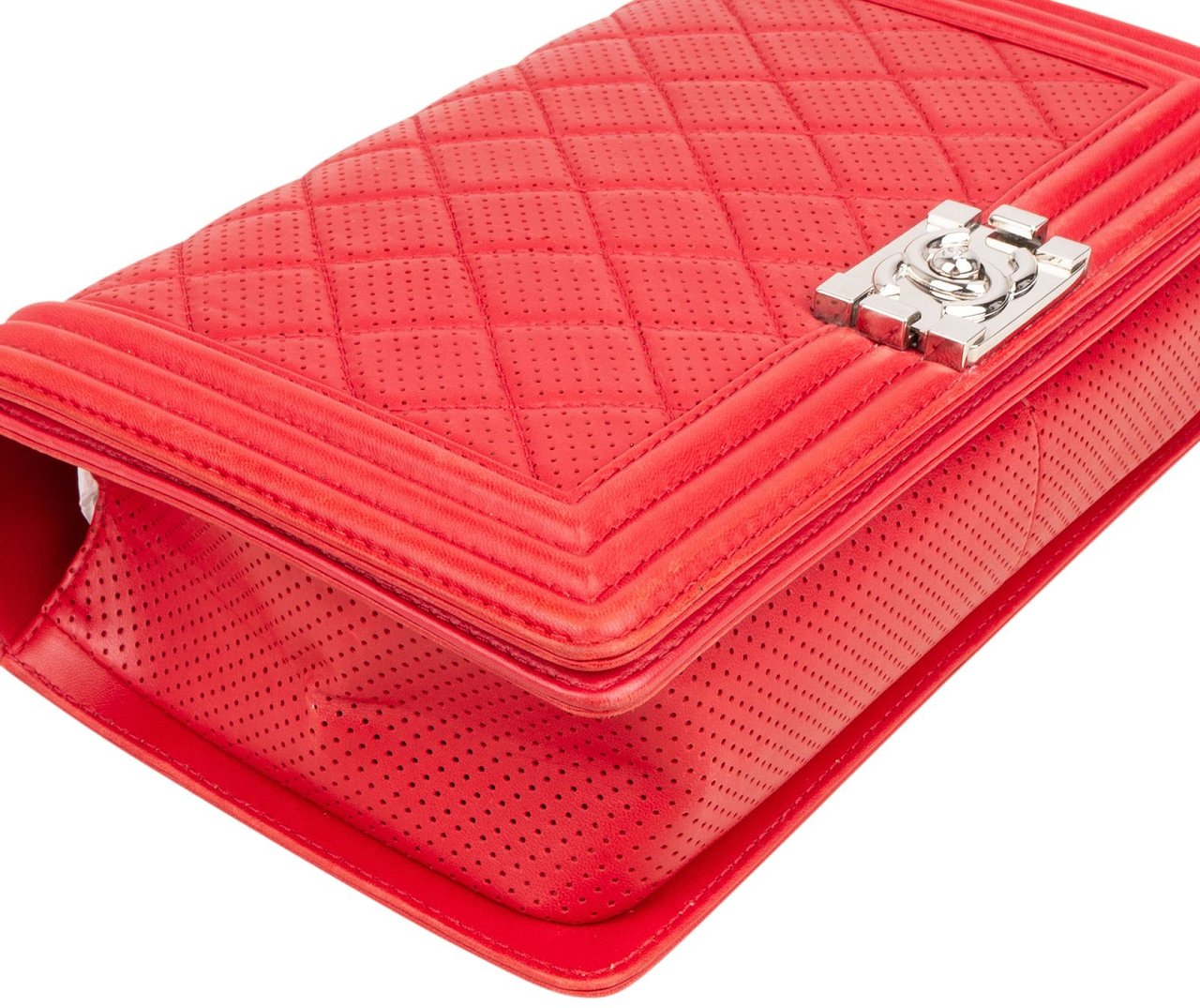 Chanel Quilted Perforated Leather Large Boy Single Flap Crossbody Bag Rood