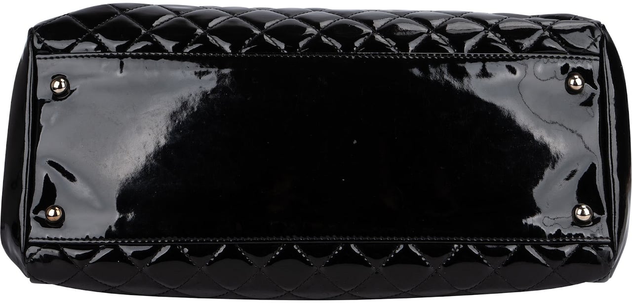 Chanel Patent Leather Palladium Soft Tote CC Shoulder Bag Zwart