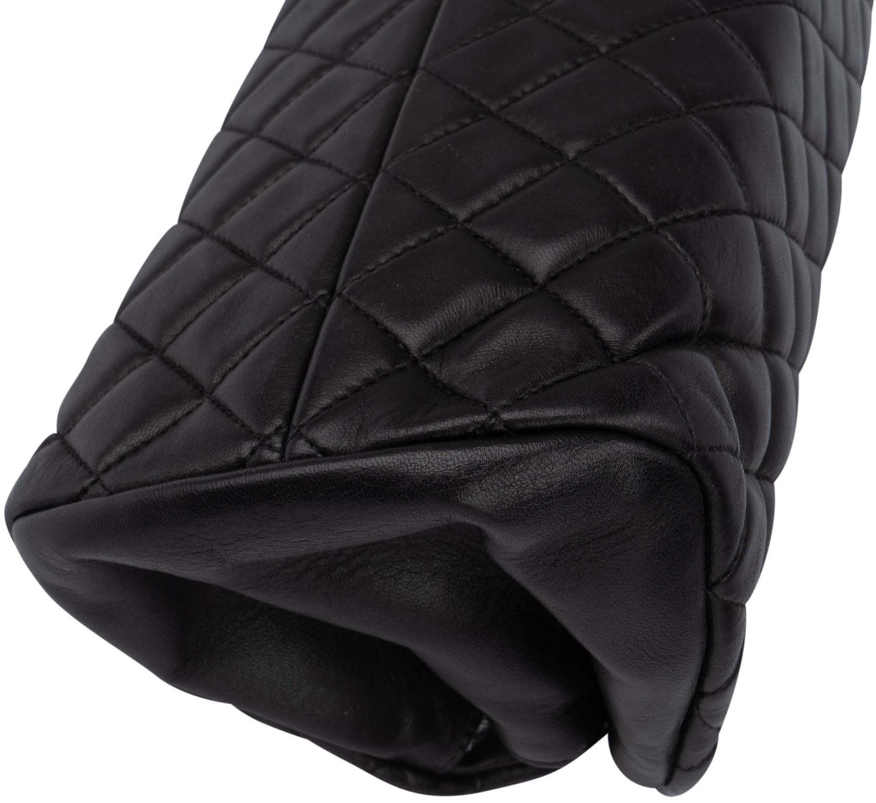 Chanel Chanel Iconic Quilted Lambskin Shoulder Bag Divers