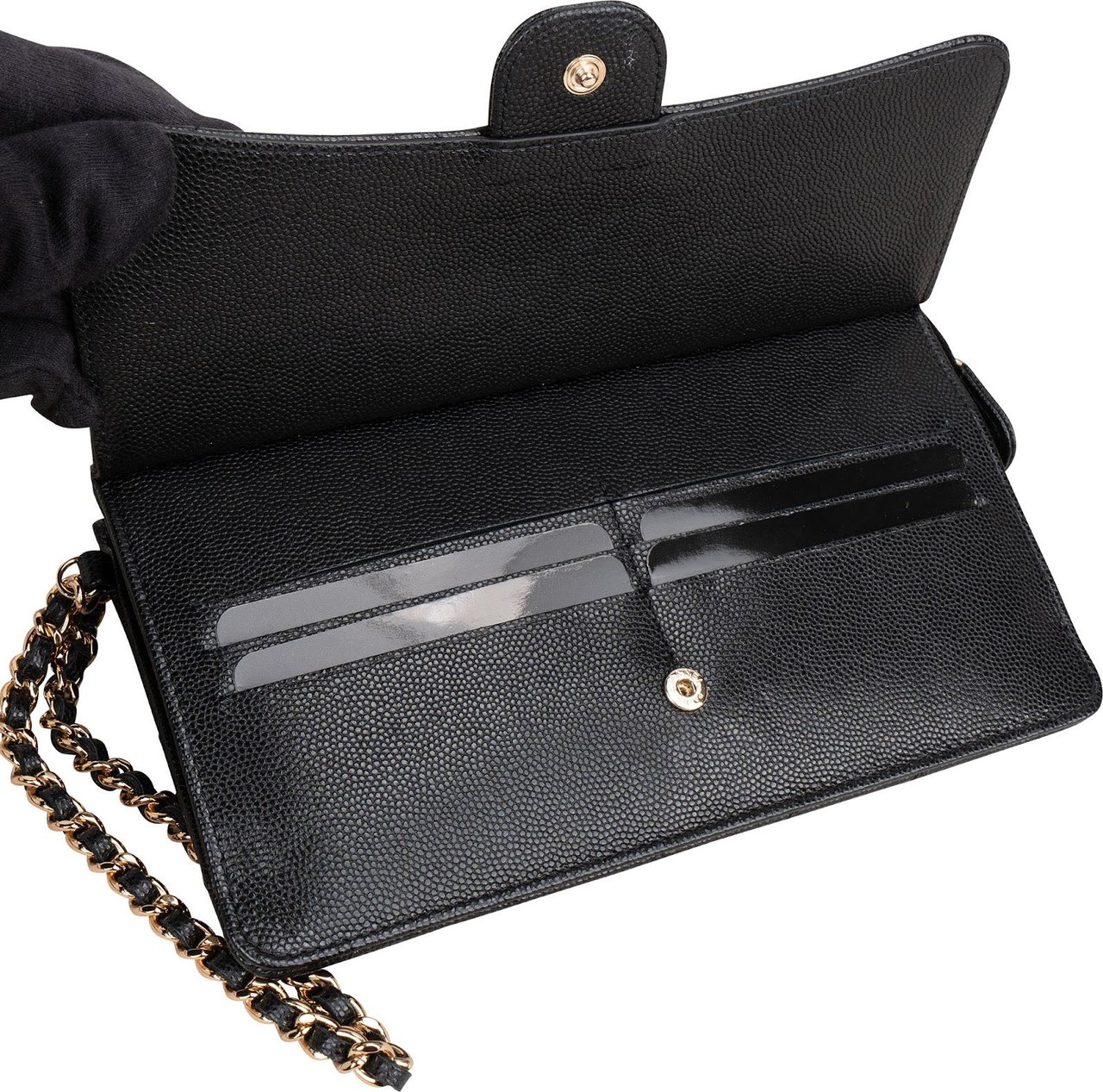 Chanel Quilted Caviar Leather Single Flap Zip Wallet Wristled Clutch Zwart