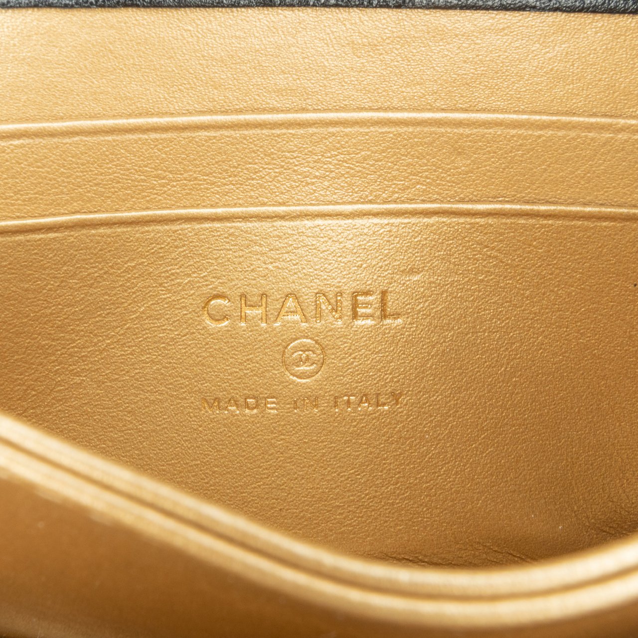 Chanel Quilted Calfskin Strass Card Holder On Chain Zwart