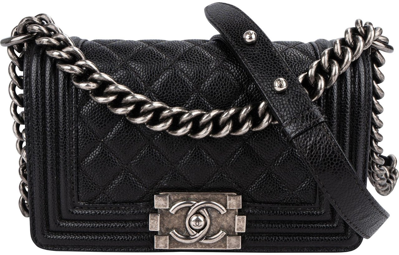 Chanel Quilted Caviar Leather Small Boy Single Flap Crossbody Bag Zwart