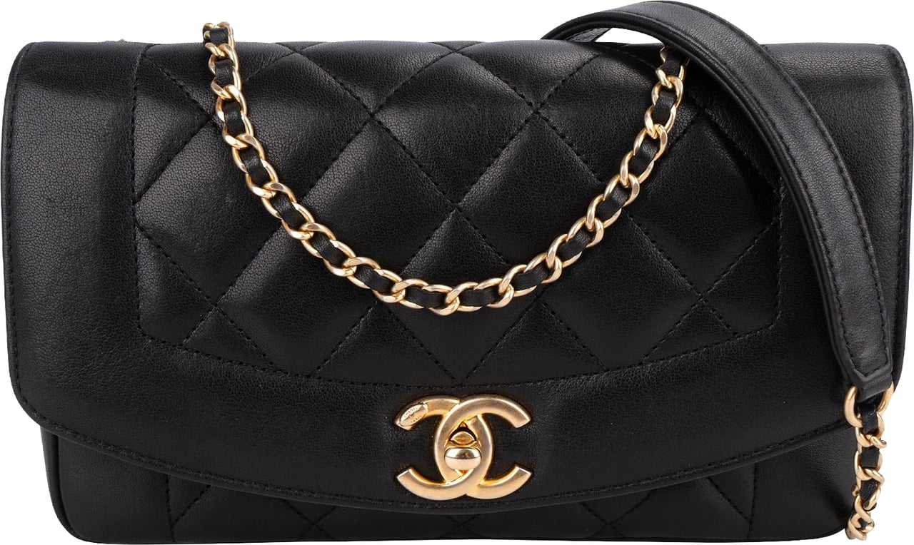 Chanel Quilted Lambskin Diana New Collection Single Flap Crossbody Bag Zwart