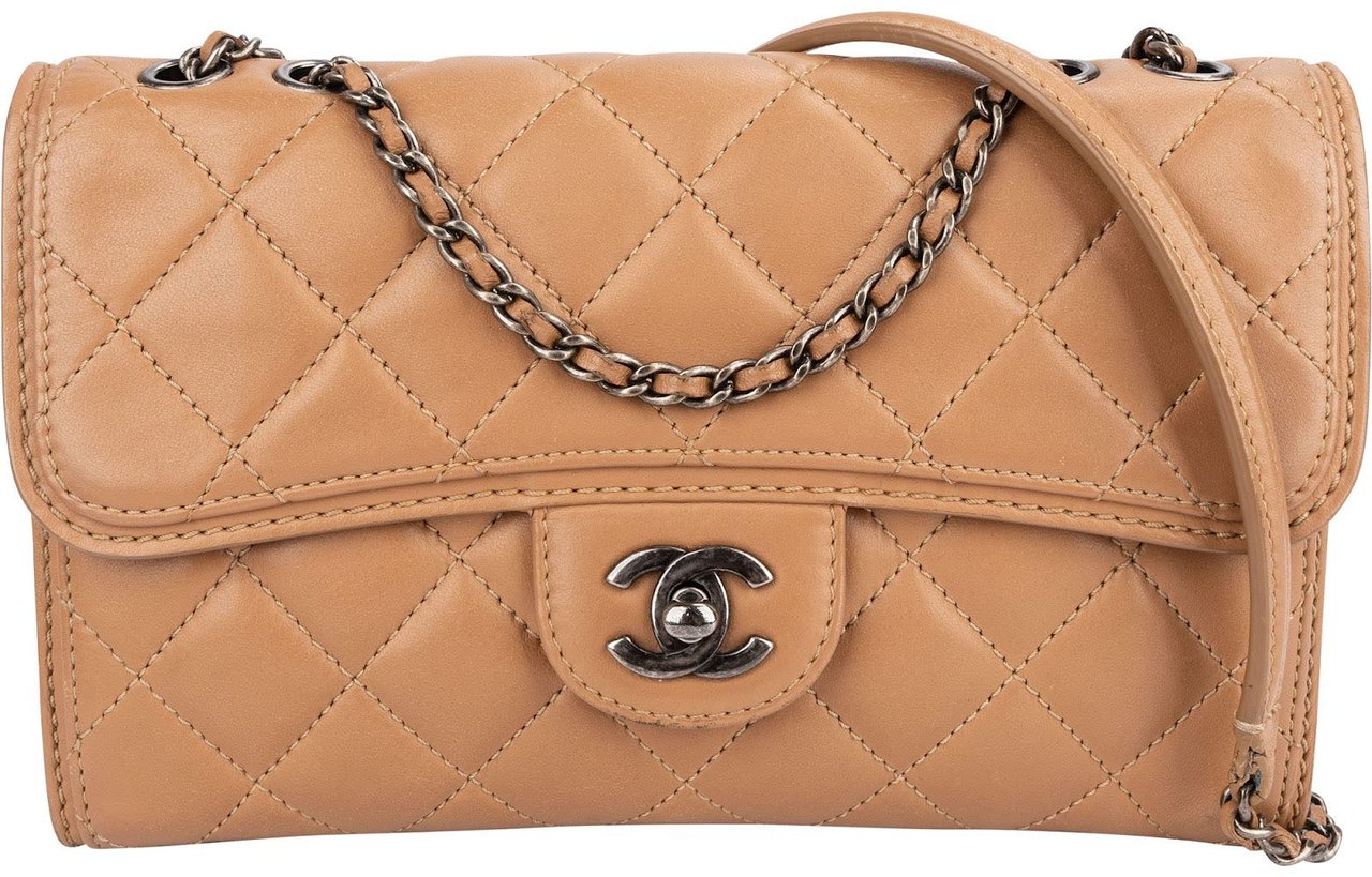 Chanel Quilted Lambskin Antique Hardware Single Flap Crossbody Bag Beige