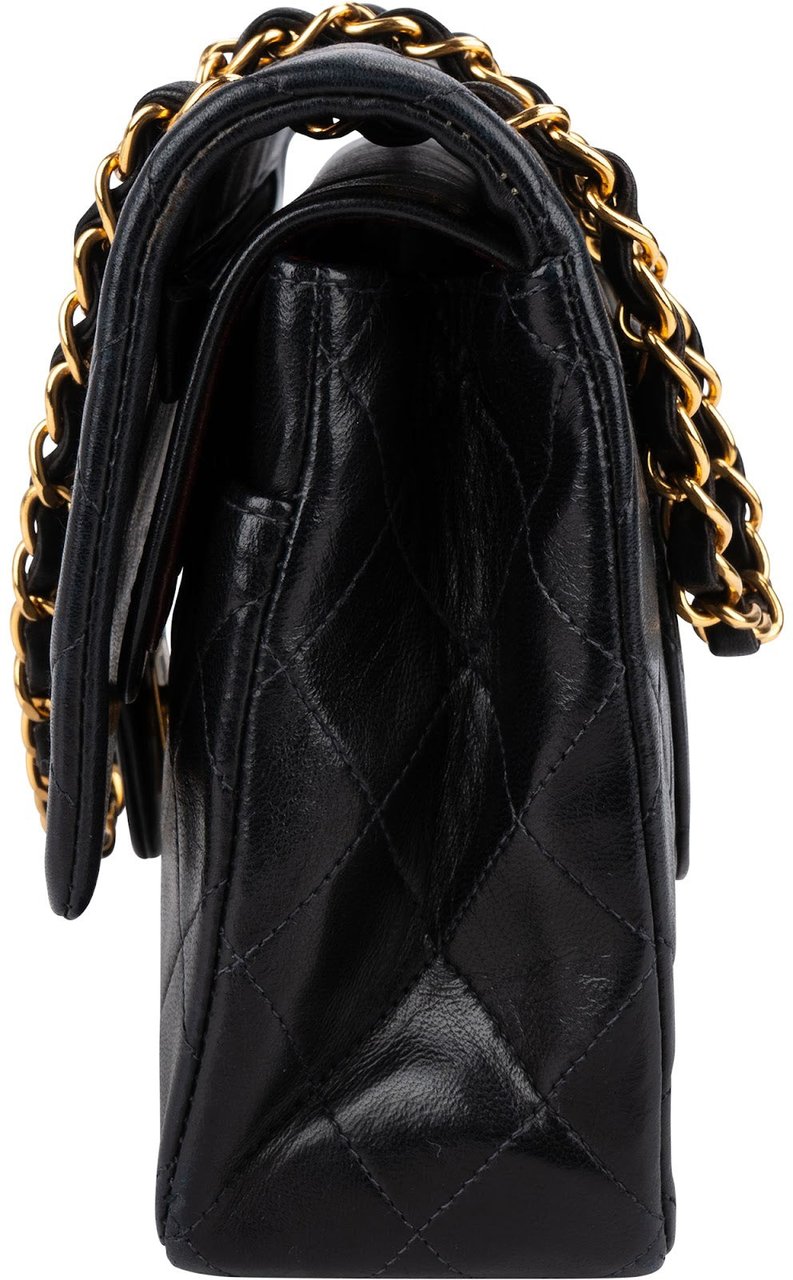 Chanel Quilted Lambskin 24K Gold Medium Double Flap Shoulder Bag Zwart